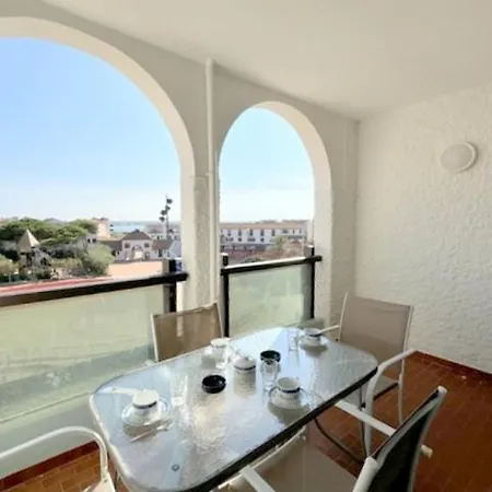 Apartman Agreable Pour 4 Personnes Avec Piscine Collective 4mar207 Le Barcarès