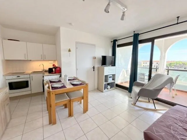 아파트 Agreable Pour 4 Personnes Avec Piscine Collective 4mar207 *